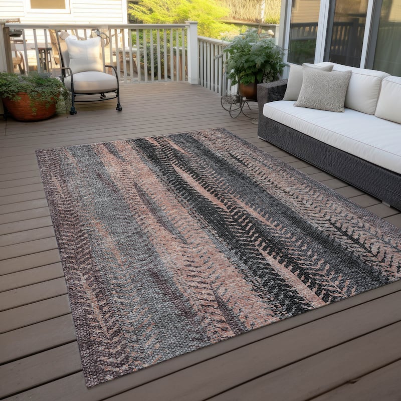 Machine Washable Indoor/ Outdoor Chantille Modern Imprints Rug
