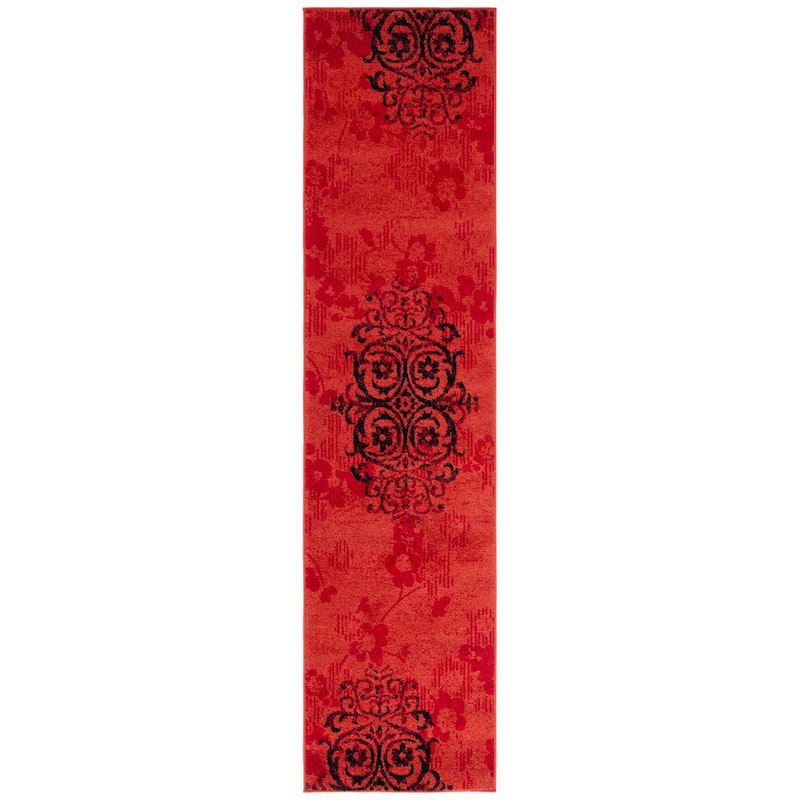 SAFAVIEH, Adirondack Rena Damask Floral Distressed Rug