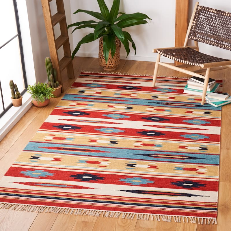 SAFAVIEH Kilim Chikae Southwestern Wool Fringe Rug - 9' x 12' - Beige/Red