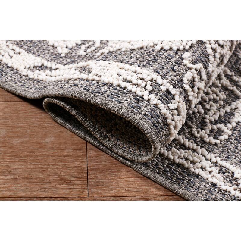 Terra by Obeetee Resort Heriz Rug