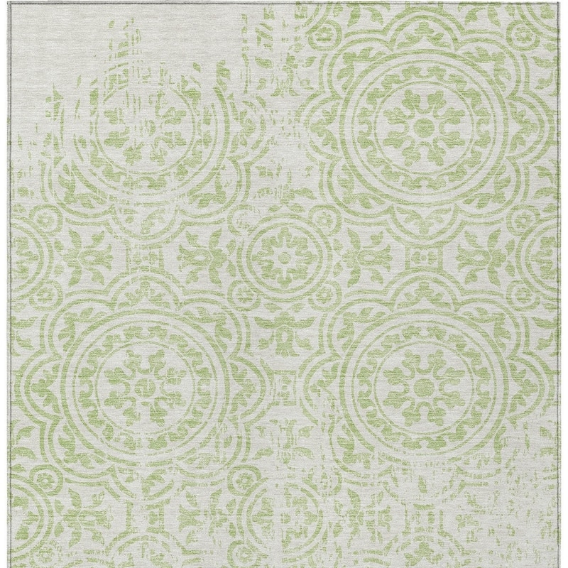 HomeRoots Medallion Transitional Rectangle Outdoor Rug