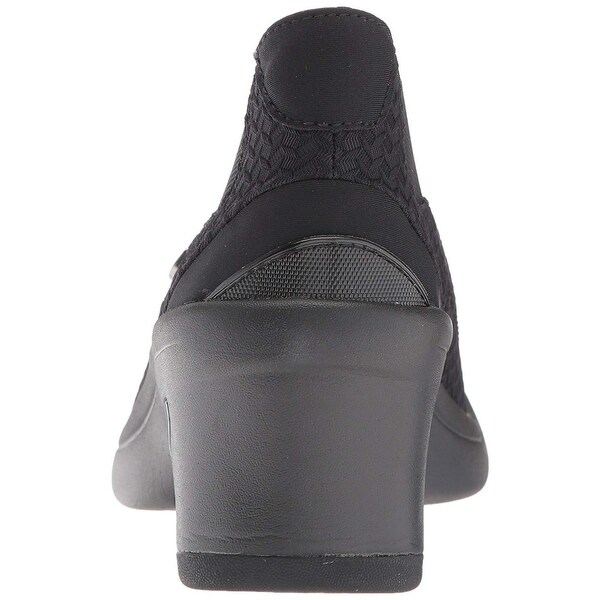 bzees energy clogs