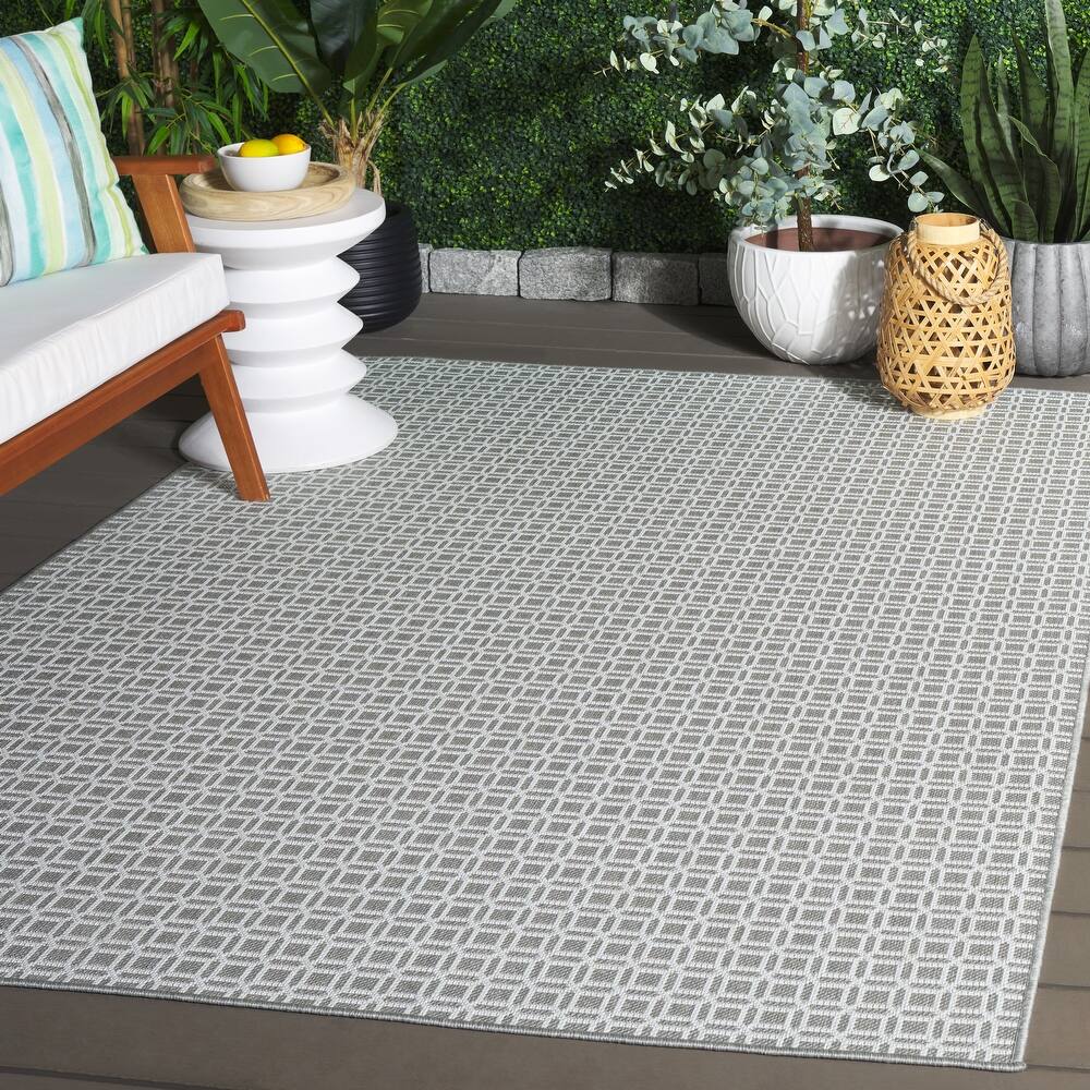 SAFAVIEH Terrace Ganit Indoor/Outdoor Washable Backyard Patio Rug
