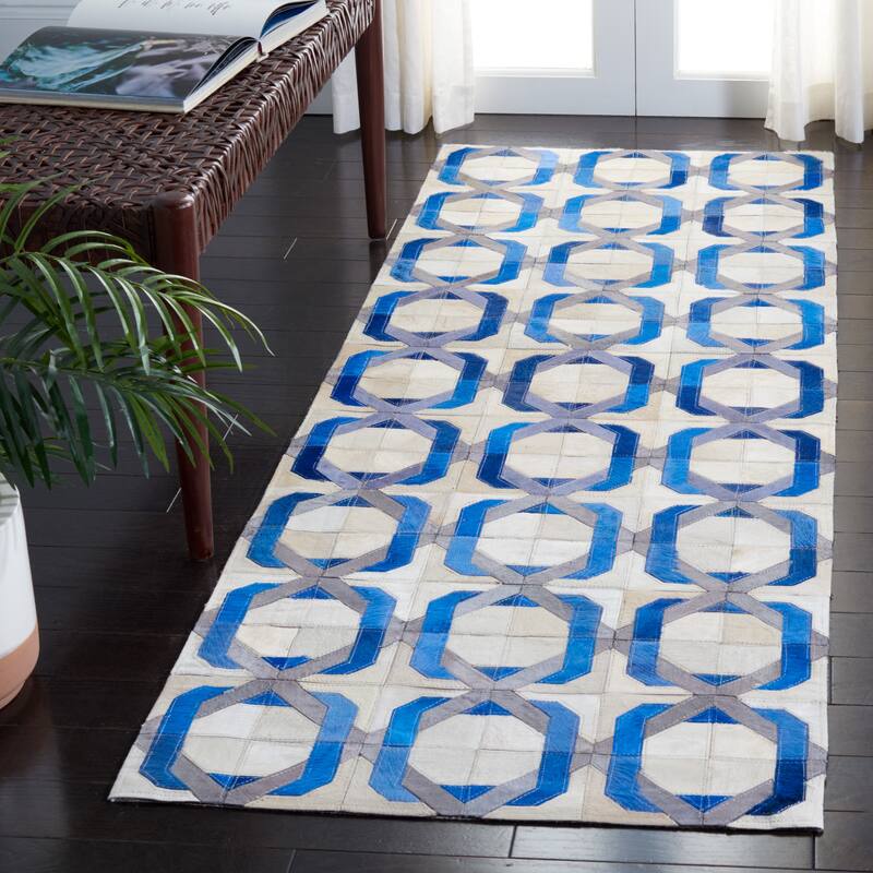 SAFAVIEH Handmade Studio Leather Annique Modern Leather Rug - 2'3" x 7' Runner - Ivory/Multi
