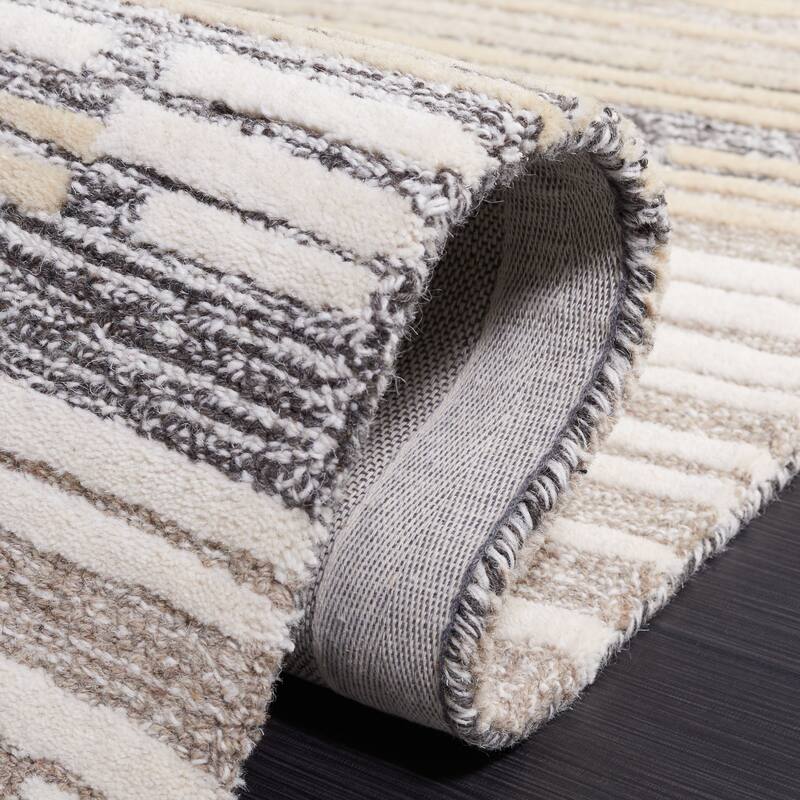 SAFAVIEH Handmade Fifth Avenue Archana Modern Abstract Wool Rug