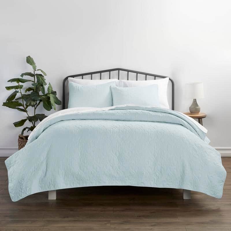 Soft Essentials Premium Ultra Soft Damask Pattern Quilted Coverlet Set