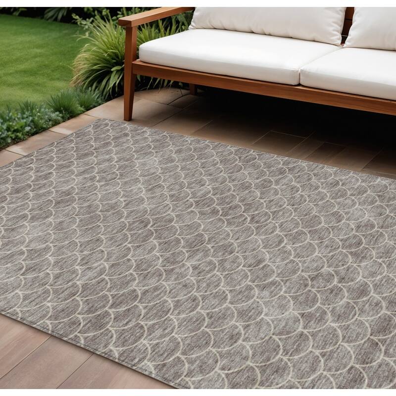 HomeRoots Geometric Transitional Rectangle Outdoor Rug - 10' X 14'