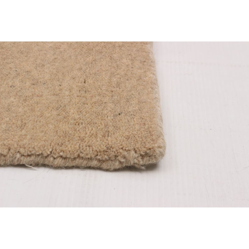 Kashkuli Gabbeh Beige Rug 6'8" x 9'9" - 6'8 x 9'9