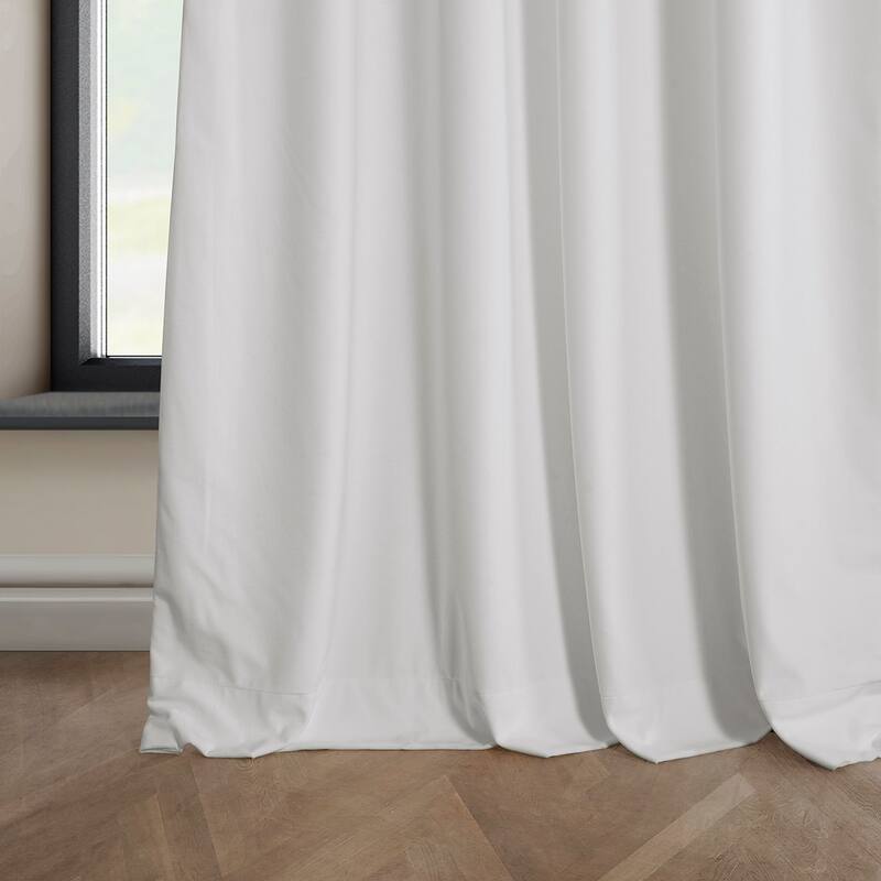 Exclusive Fabrics Heritage Plush Velvet Curtain (1 Panel)