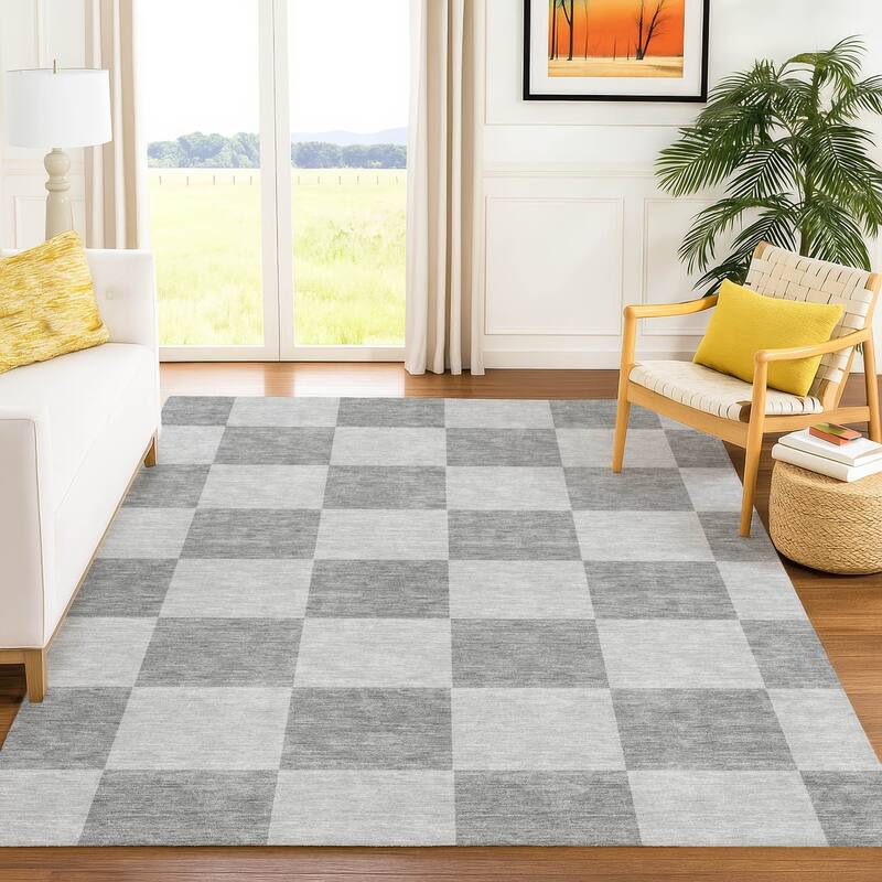 Machine Washable Indoor/ Outdoor Modern Checker Chantille Rug
