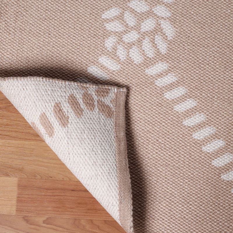 Superior Coastal Geometric Lattice Indoor Outdoor Area Rug