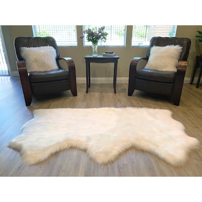Highland Select Natural Long Wool Sheepskin 3 Pelt Shag Rug - 3' x 4'6"