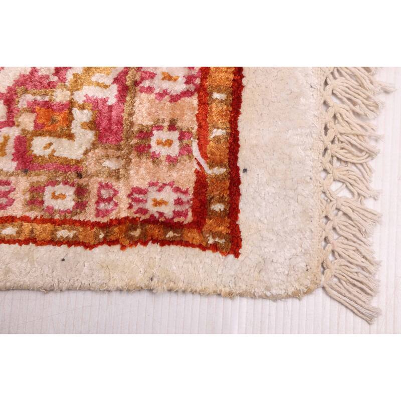 ECARPETGALLERY Hand-knotted Kashmir Cream Viscose Rug - 4'11 x 6'8