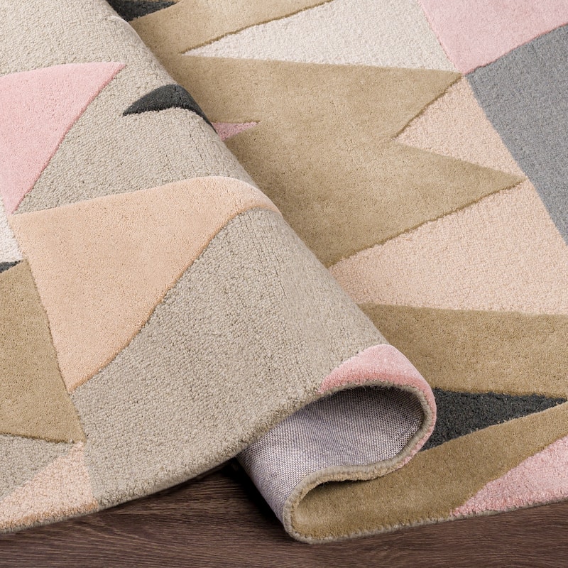 Carson Carrington Ackas Hand-tufted Wool Area Rug