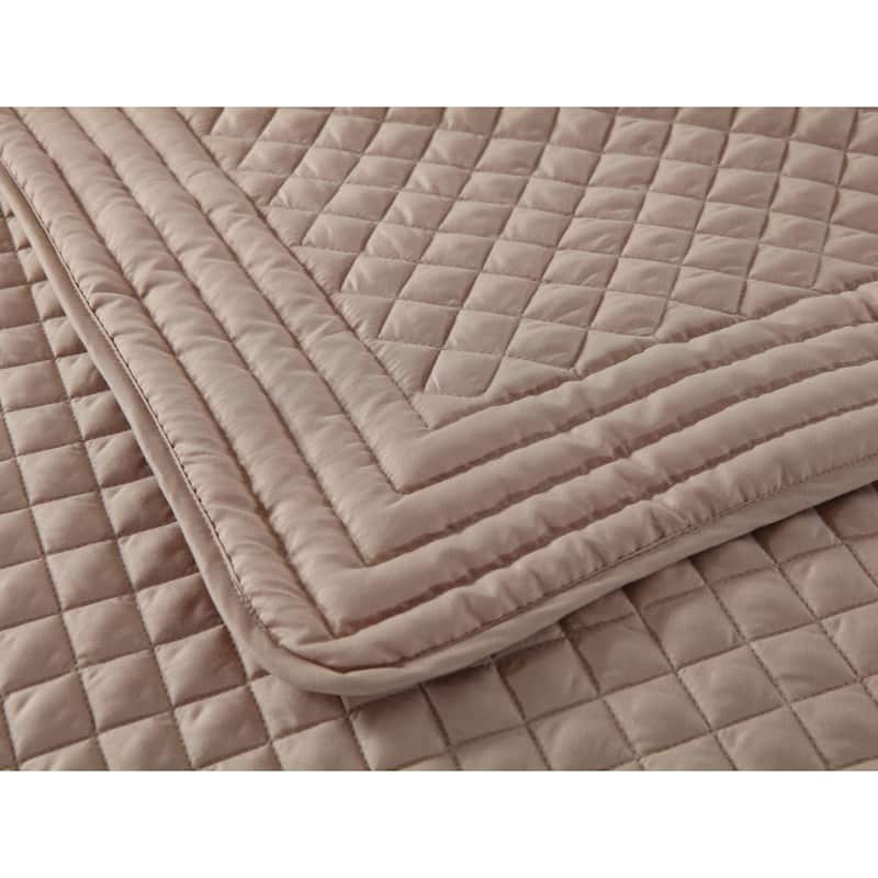 Porch & Den Clarita Microfiber Water/ Stain Resistant Quilt or Shams