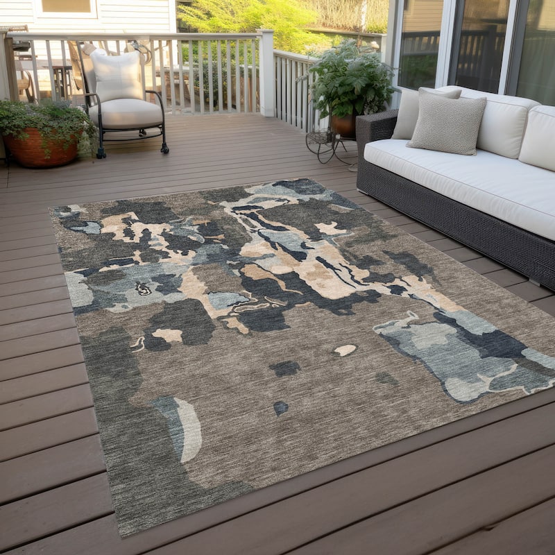 Machine Washable Indoor/ Outdoor Abstract Glam Chantille Rug