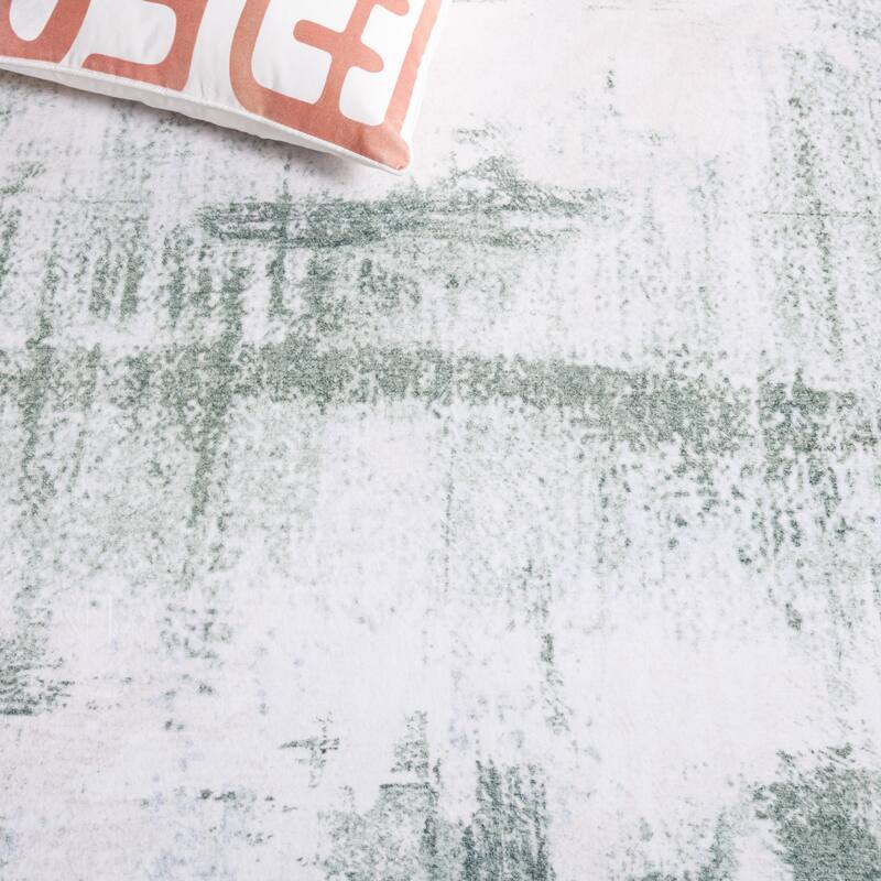 SAFAVIEH Santa Monica Lucina Modern & Contemporary Rug