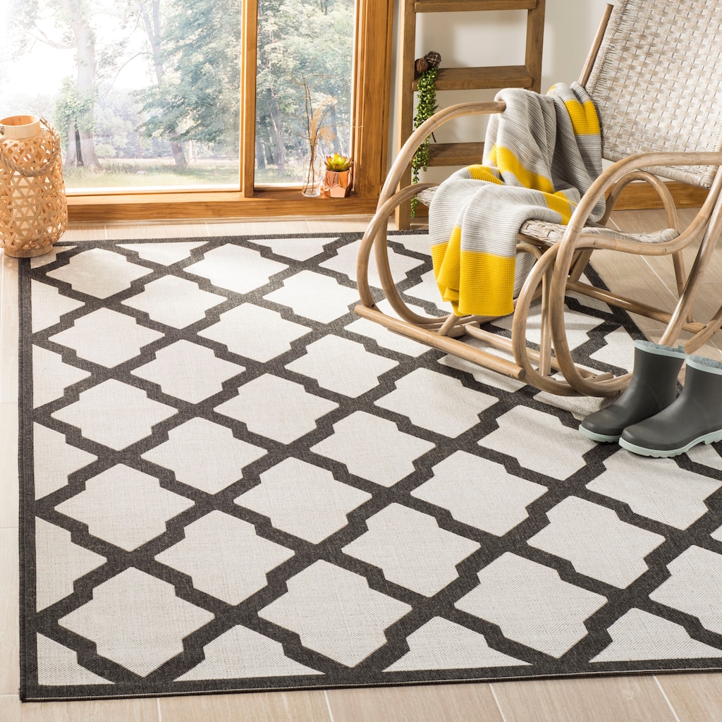 SAFAVIEH Linden Shirleyann Trellis Indoor/ Outdoor Patio Backyard Rug