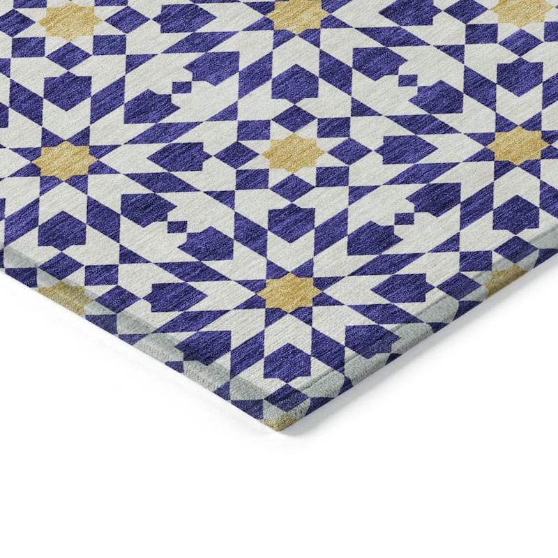 HomeRoots Floral Medallion Transitional Rectangle Outdoor Rug