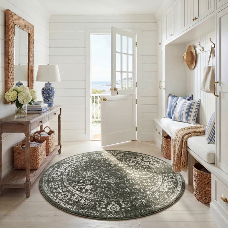 SAFAVIEH Adirondack Riin Rustic Shabby Chic Distressed Rug