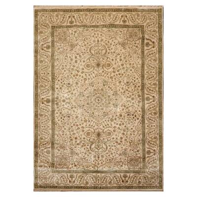 Hand Knotted 250 KPSI Beige Silk Traditional Oriental Area Rug (6x9) - 6' 2'' x 8' 10''