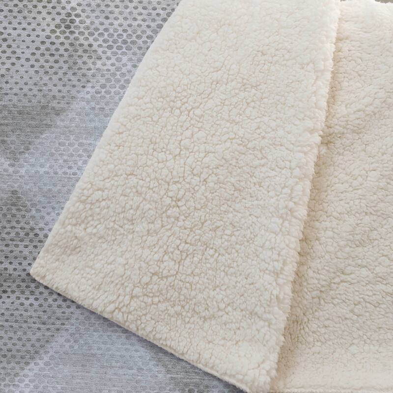 Premium Machine Washable Modern Diamonds Sherpa Throw Blanket