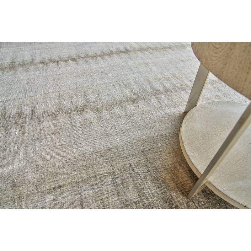 EXQUISITE RUGS Chroma Hand-loomed Wool/Bamboo Silk Charcoal/Grey Area Rug.