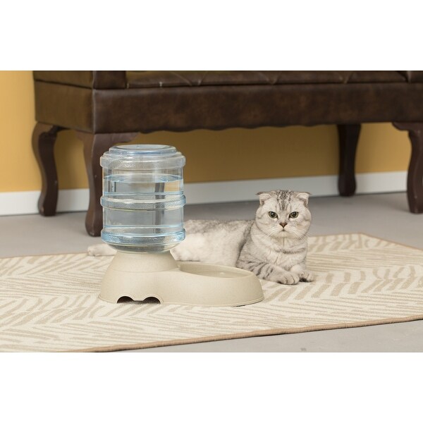 self waterer for cats