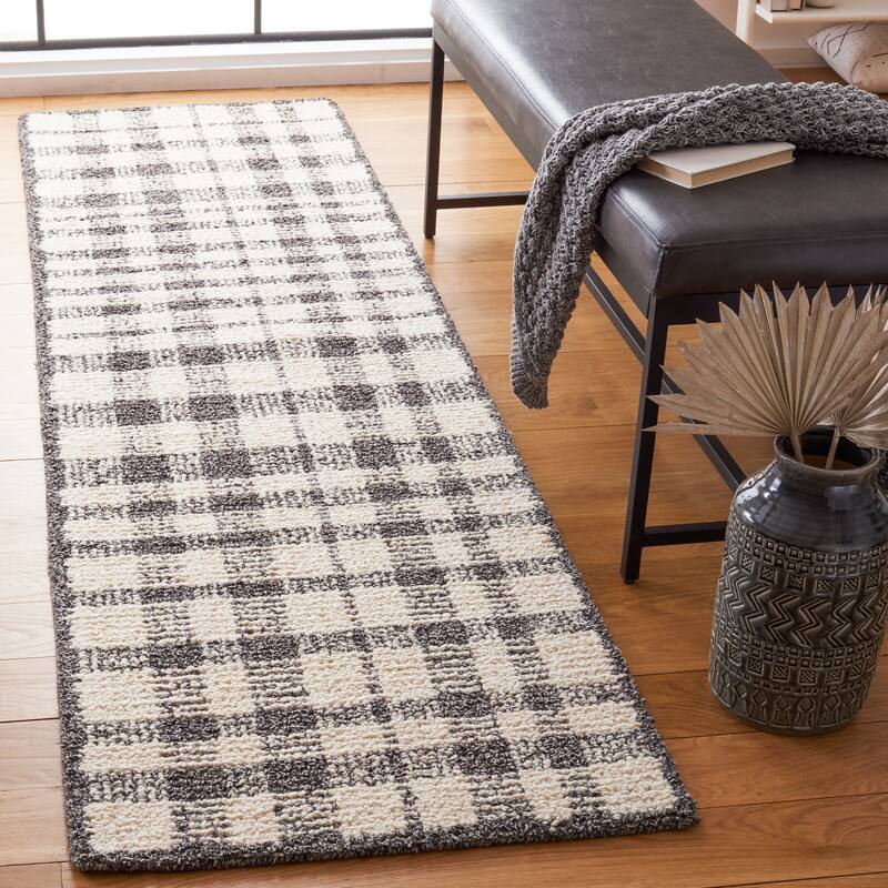 SAFAVIEH Handmade Abstract Zilia Checkered Wool Rug - 2'3" x 8' Runner - Ivory/Black - Runner