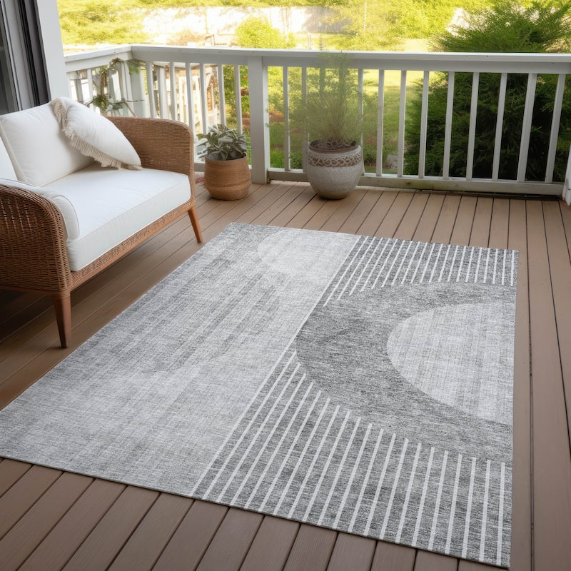 Machine Washable Indoor/ Outdoor Chantille Contemporary Geo Rug