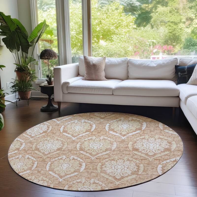 Machine Washable Indoor/ Outdoor Chantille Traditional Damask Rug
