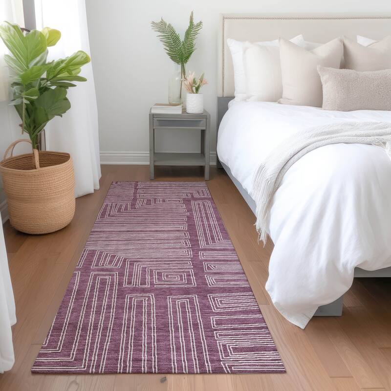 Machine Washable Indoor/ Outdoor Contemporary Stack Chantille Rug - Eggplant - 2'3" x 7'6"