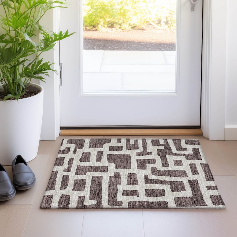 Premium Washable Super Soft Geo Maze Mayfield Rug - Fudge - 1'8" x 2'6"