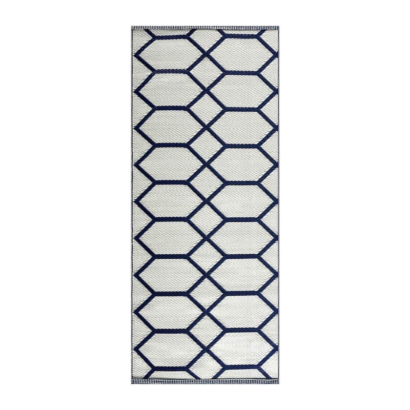 Playa Rug Outdoor Recycled Reversible Plastic Folded Mat/Rug Milan Collection Lightweight & Weather, Water and UV Resistant