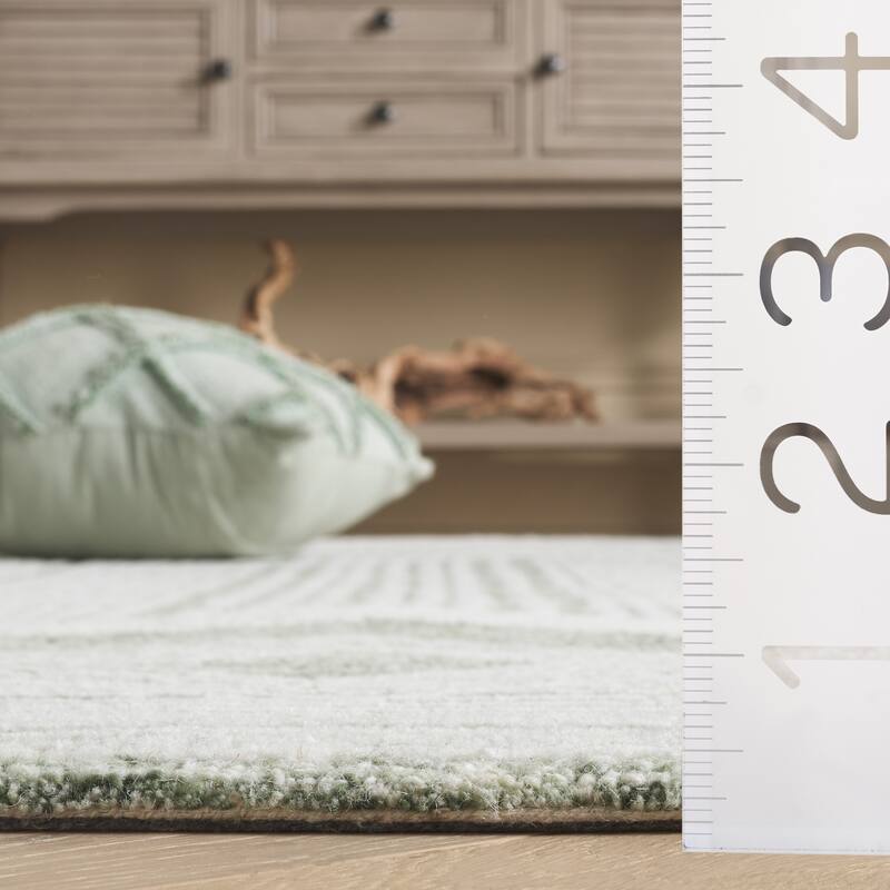 SAFAVIEH Handmade Pine Bine Modern Wool Rug