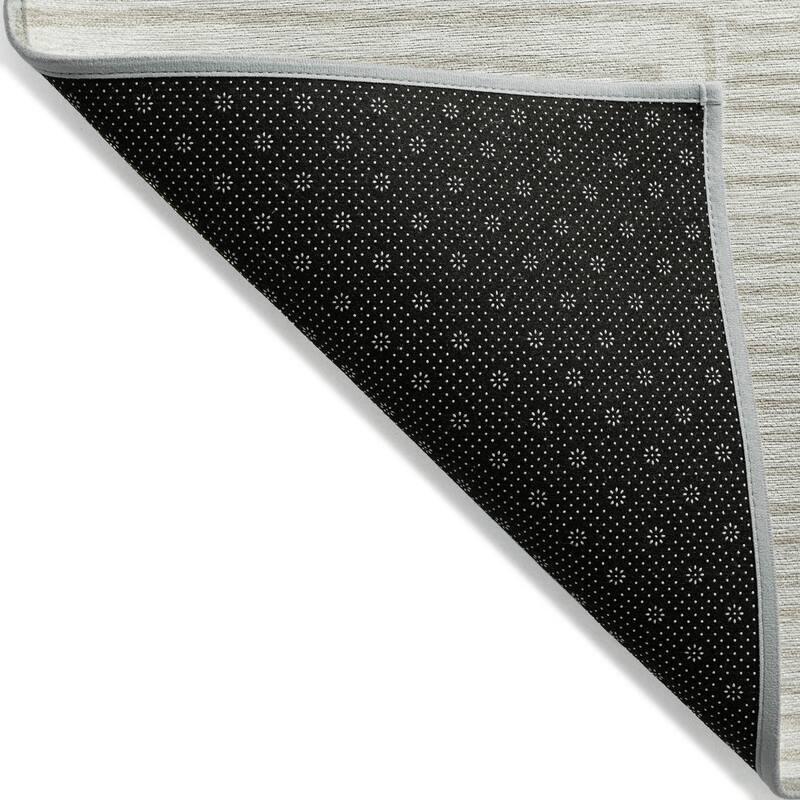 Machine Washable Indoor/ Outdoor Modern Mosaic Chantille Rug