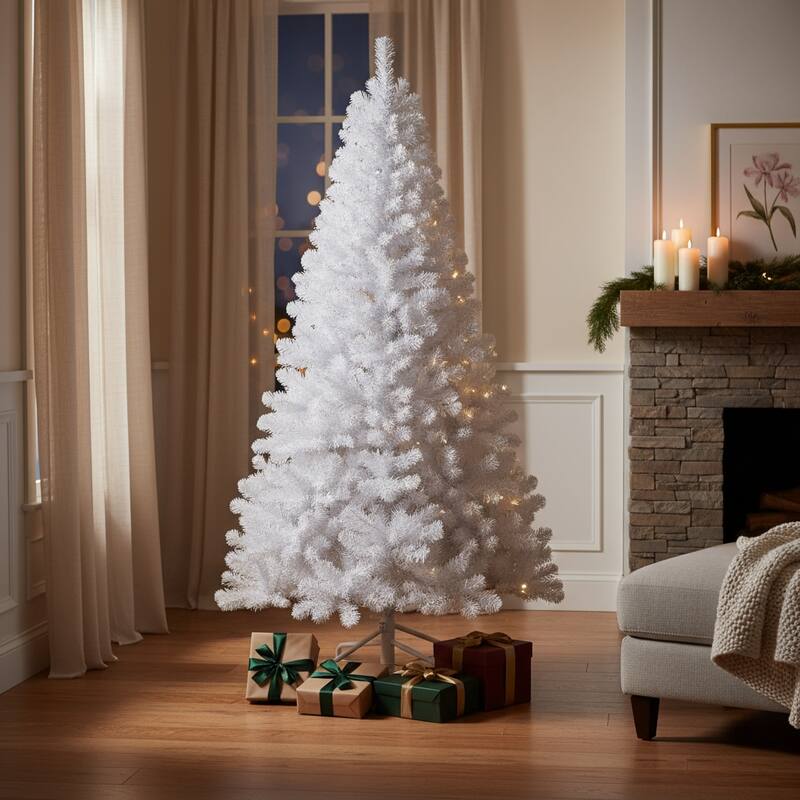 HomeRoots 9' White Full Spruce Christmas Tree - 8 Foot