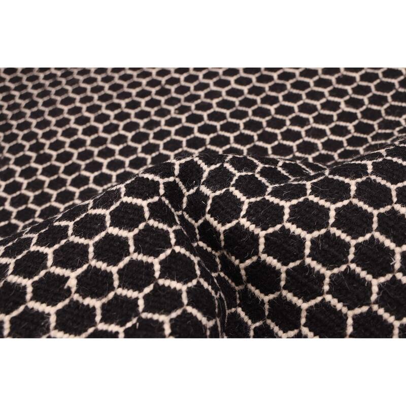 ECARPETGALLERY Flat-Weave Nevada Black Wool Kilim - 5'5 x 7'5