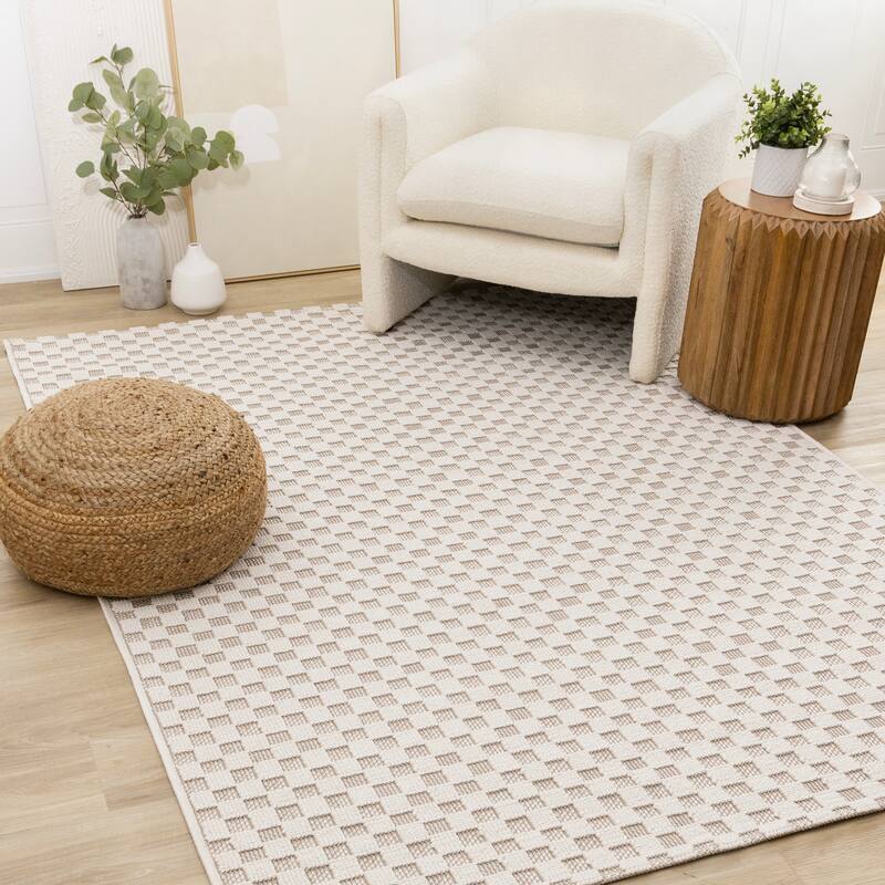 Small Checkered Textured Looped Rug in Cream
