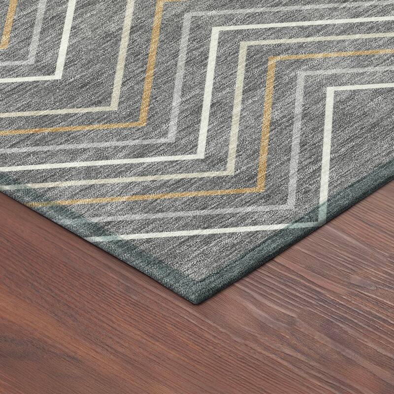 Machine Washable Indoor/ Outdoor Modern Chevron Chantille Rug