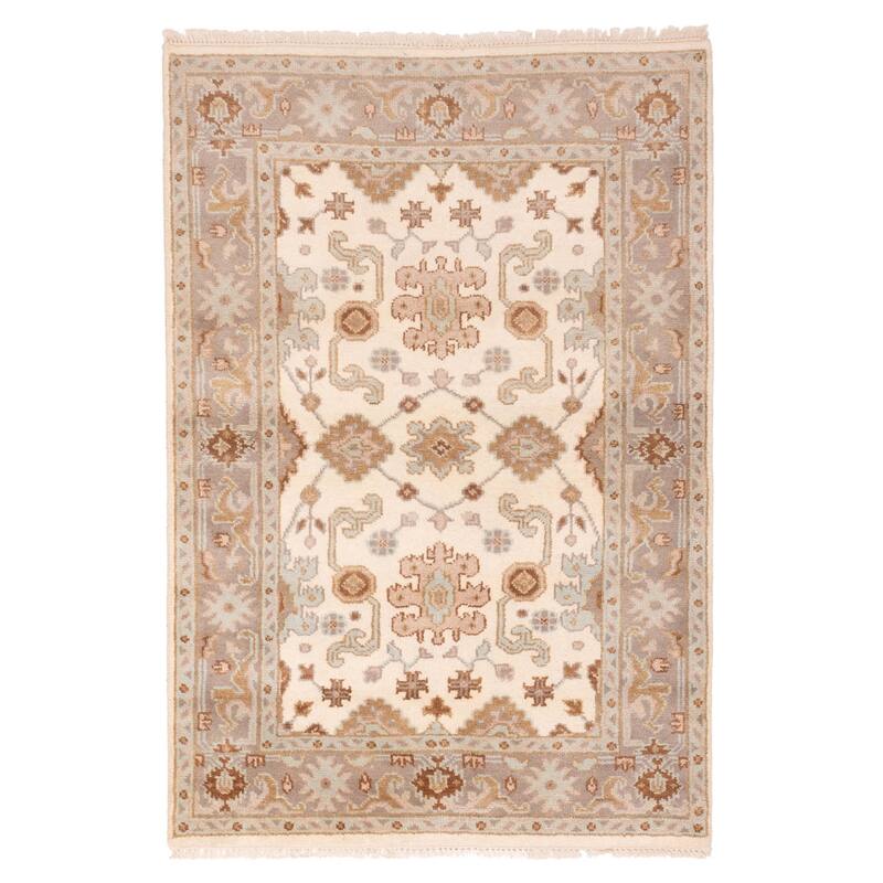ECARPETGALLERY Hand-knotted Royal Oushak Ivory Wool Rug - 4'1 x 5'11