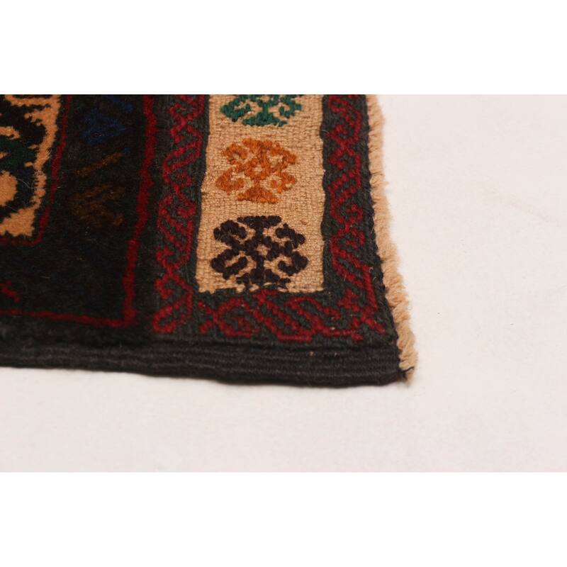 Teimani Red Rug 4'2" x 6'7" - 4'2 x 6'7