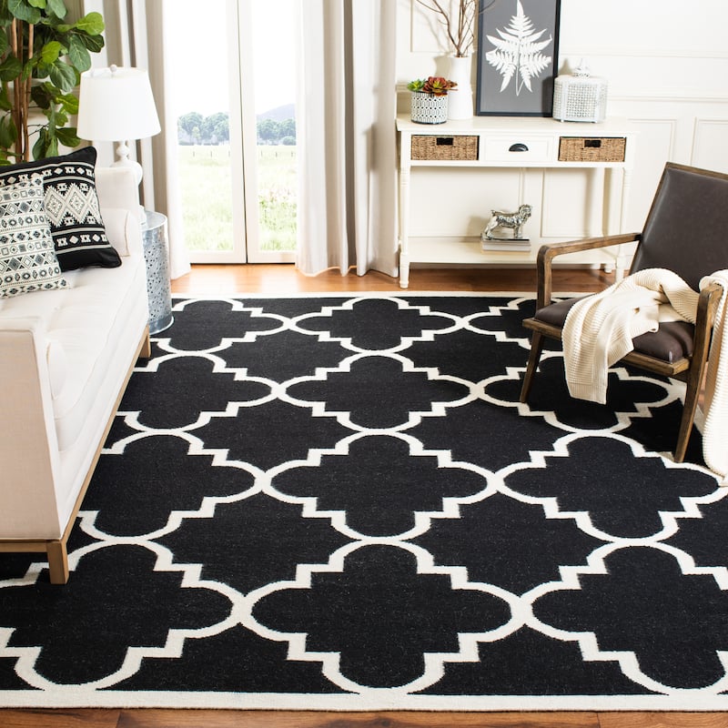 SAFAVIEH Handmade Flatweave Dhurries Jinan Modern Moroccan Wool Rug - 8' x 10' - Black/Ivory