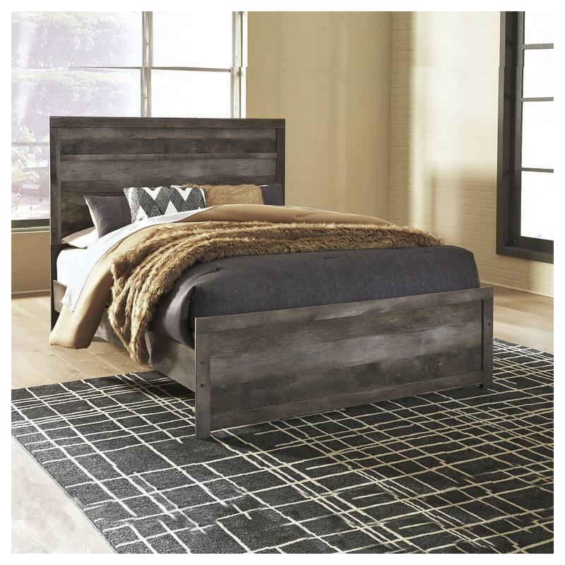 Wynnlow Grey Panel Bed. - Queen