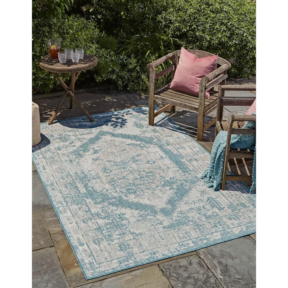 Outdoor Nirie Collection Area Rug