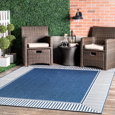 Nuloom Leah Classic Bordered Indoor/Outdoor Area Rug