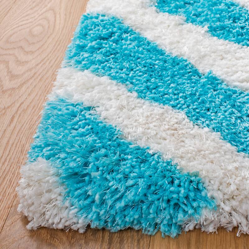 SAFAVIEH Handmade Barcelona Shag Rayya Polyester Rug