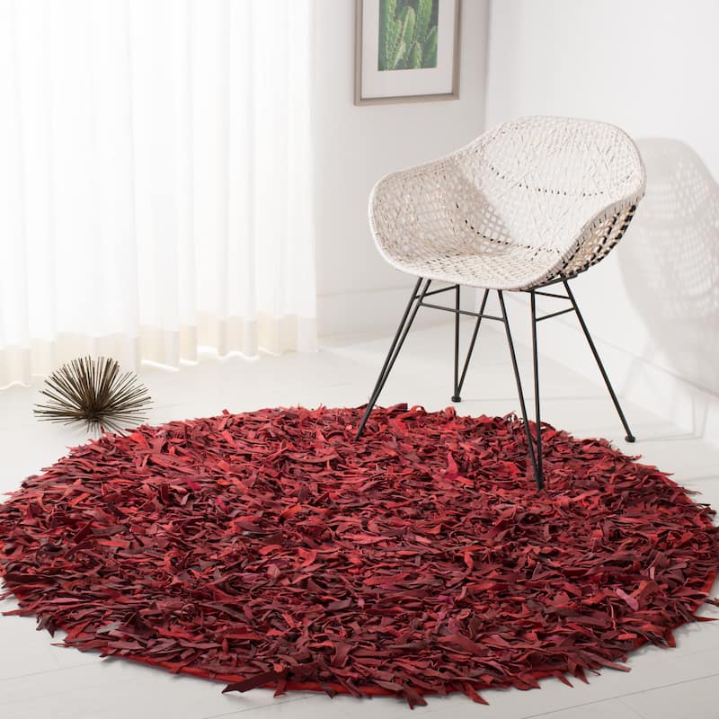 SAFAVIEH Handmade Leather Shag Blayne Modern Leather Rug - 5' Round - Red