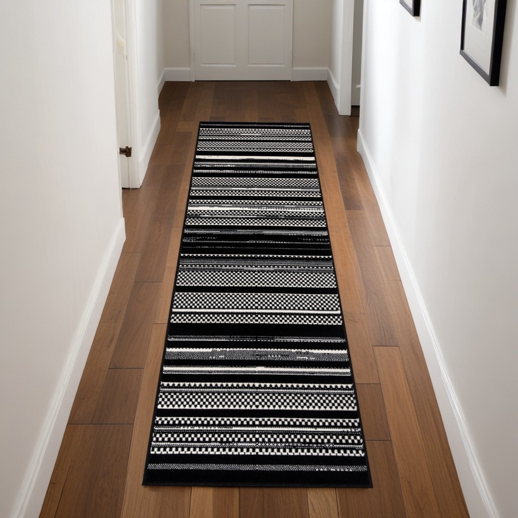 Power Loomed Traditional Modern Area Rug - 90' X '27' X '0.5