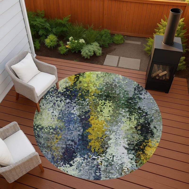 Machine Washable Indoor/ Outdoor Contemporary Abstract Chantille Rug - Green - 8' x 8'